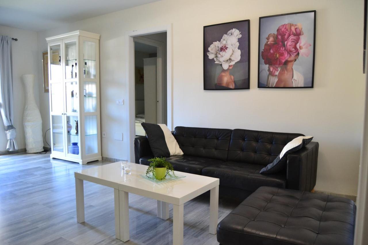 2 Bedroom 2 Bathroom Apartment In The Heart Of Fuengirola With Big Terrace And Free Parking Space Close To Beach Esterno foto