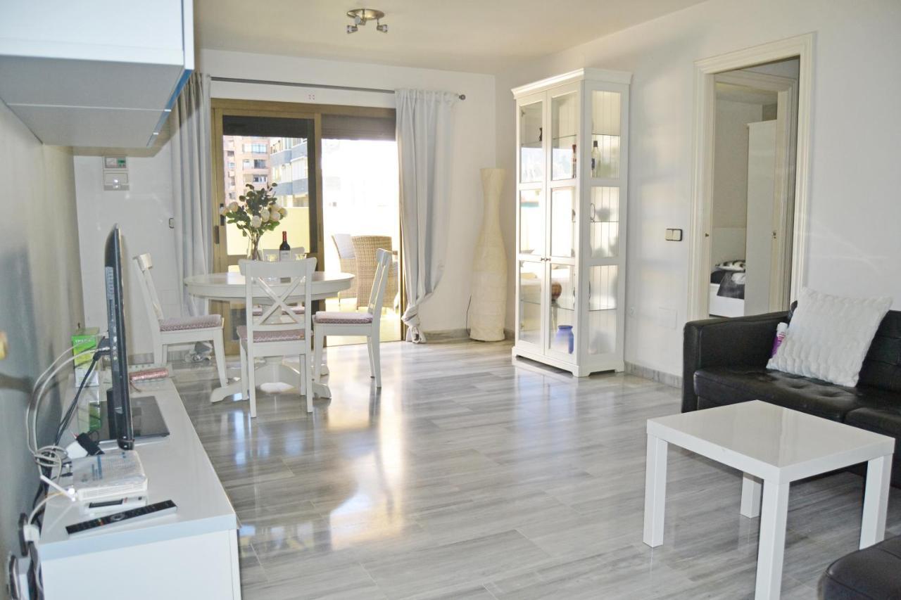 2 Bedroom 2 Bathroom Apartment In The Heart Of Fuengirola With Big Terrace And Free Parking Space Close To Beach Esterno foto